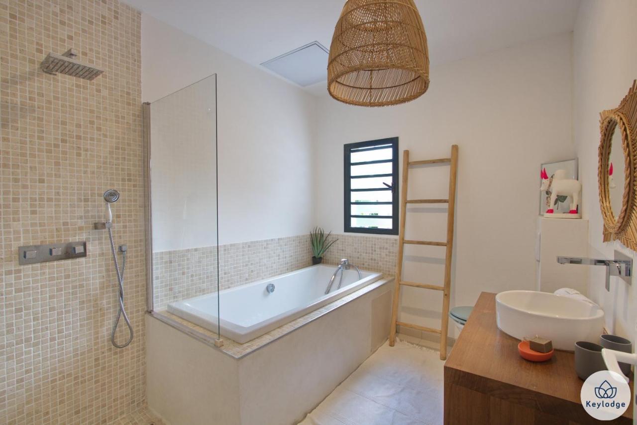 Villa Paloma 4 Etoiles Avec Piscine Et Vue Exceptionnelle Sur L'Ocean A סן-לו מראה חיצוני תמונה